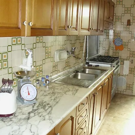 Difrontealmare Apartman *